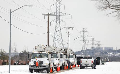 La tormenta invernal Uri ha provocado un clima frío histórico y cortes de energía en Texas.