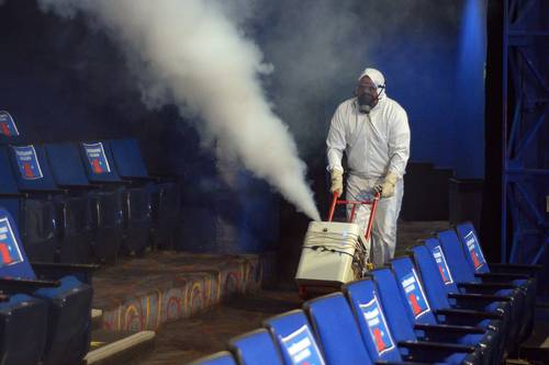  Medidas para cumplir con las restricciones sanitarias. Foto Medios y Media