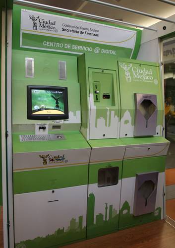 Centro de Servicios Digital en la plaza Parque Delta, en la colonia Narvarte, donde se pueden realizar trámites oficiales.