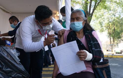 Mañana se reiniciará la vacunación en Iztacalco, Xochimilco y Tláhuac, además de que personal médico aplicará las dosis a adultos postrados y en asilos.