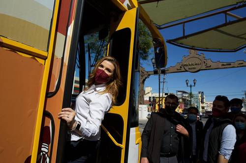 La candidata de Morena a la gubernatura de Baja California, Marina del Pilar Ávila Olmeda, realizó ayer su última actividad como presidenta municipal de Mexicali, con un recorrido por el centro histórico, el cual fue rehabilitado durante su administración junto con la inauguración del Museo de la Comida China, la apertura de los sótanos y el Callejón de La Chinesca, el cual estuvo abandonado por años. Este sábado Ávila Olmeda se separó definitivamente del cargo para iniciar su campaña por la gubernatura del estado.