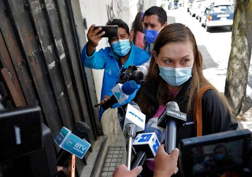 La directora adjunta de Derechos Humanos de la ONU en Bolivia, Julia Vavuchna, visitó ayer a Jeanine Áñez en la cárcel de Miraflores, en La Paz.