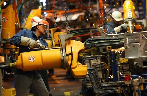 Línea de produccion de la planta de General Motor en Ramos Arizpe, Coahuila.