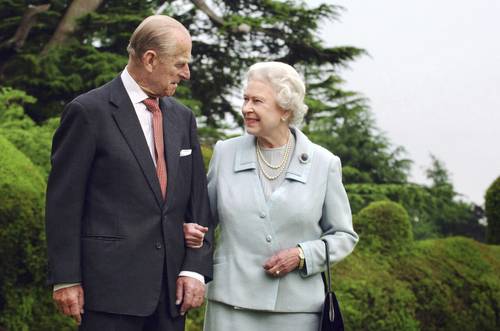  El 18 de noviembre de 2017, la reina Isabel II y el duque de Edimburgo conmemoraron el 70 aniversario de sus bodas en Broadlands. Foto Ap