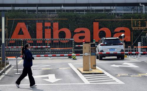 Autoridades chinas determinaron que Alibaba evitó que los comerciantes usaran otras plataformas de comercio electrónico en línea.