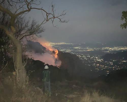 A las 14 horas del domingo se inició un incendio en el parque nacional El Tepozteco, en el municipio de Tepoztlán. Al cierre de esta edición el fuego había devastado al menos 50 hectáreas.