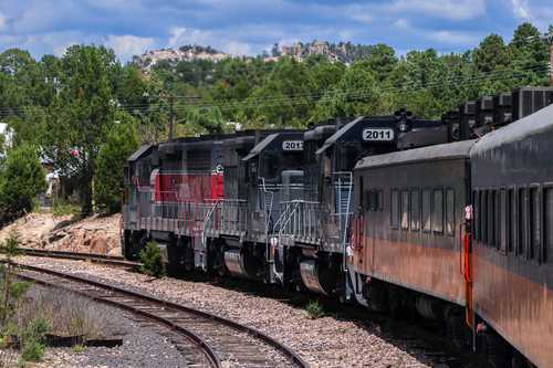 El tren Chihuahua-Pacífico, en imagen de archivo. Como en tantas otras privatizaciones la de los ferrocarriles mexicanos tuvo el mismo fin: pérdidas para el Estado y pingües ganancias para el grupúsculo de empresarios “amigos” del gobierno en turno.