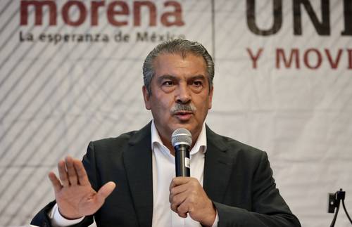 En la Ciudad de México, Raúl Morón ofreció una conferencia. Declaró que destinará toda su fuerza a impulsar la Cuarta Transformación.