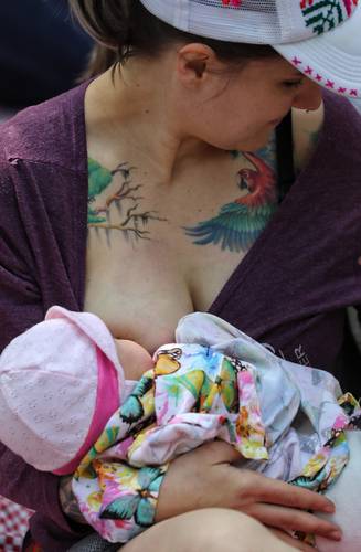 Siete de cada 10 mujeres mayores de 15 años dijeron tener al menos un hijo, según el censo.