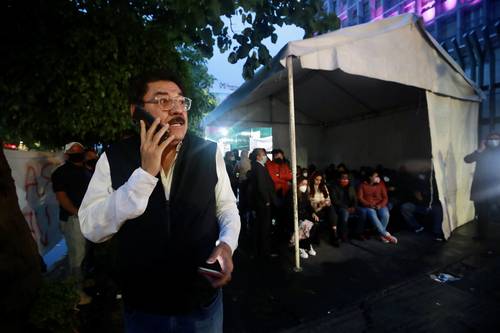 El Comité Ejecutivo Nacional del PRI acusa Ulises Ruiz (imagen), ex gobernador de Oaxaca, de estar detrás del ataque a militantes que apoyan al dirigente, Alejandro Moreno. Anoche, el político oaxaqueño continuaba en el plantón.