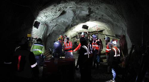 Directivos de Americas Gold and Silver, consorcio canadiense, se negaron a bajar a la mina para inspeccionarla junto con los trabajadores y los representantes de la autoridad laboral.