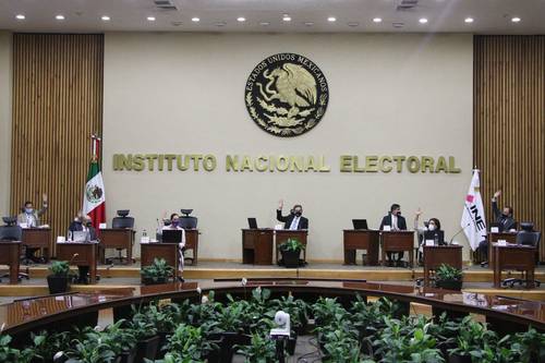 La principal falta que se detectó en el proceso electoral pasado fue la de no reportar egresos, indicaron consejeros del INE.