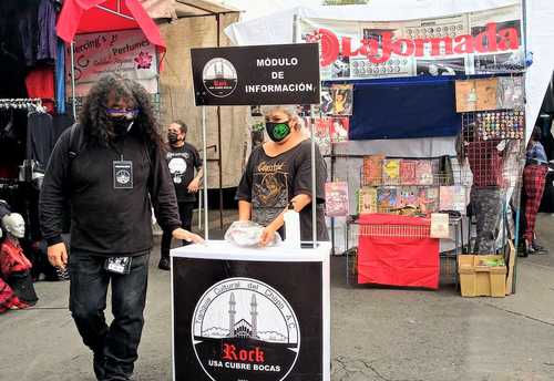 El Tianguis del Chopo abre sus puertas implementando los protocolos de salud a locatarios y visitantes.