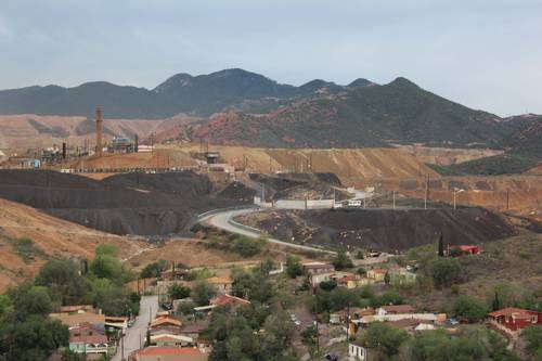 El panorama en el municipio de Cananea, al norte de Sonora, es de ruinas y abandono.