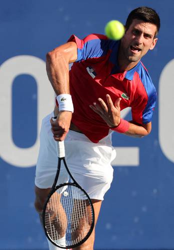 El tenista serbio se enfila a la conquista del oro olímpico, luego de derrotar al ídolo japonés Kei Nishikori.