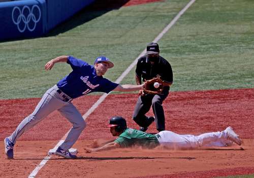  El beisbol mexicano se despidió de la justa olímpica tras ser humillado por Israel y sin conocer la victoria en el torneo. Foto Afp