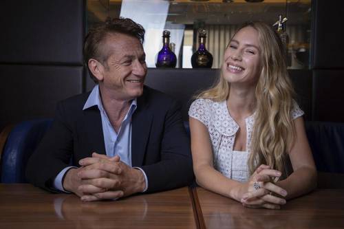 Penn y su hija Dylan presentaron el filme en Cannes.