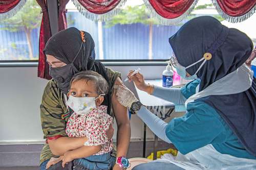 Vacunación contra el Covid-19 en Klang de Selangor, Malasia.
