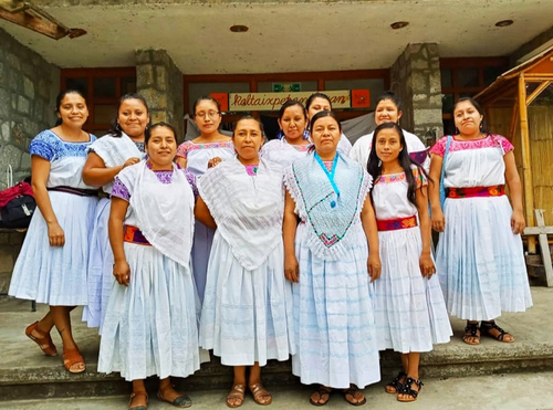 La Cooperativa Tosepan Pajti surgió en 2009, como parte de la Unión de Cooperativas Tosepan Titataniske (Unidos Venceremos en náhuatl), que agrupa a miles de familias de la Sierra Norte de Puebla.  CCMSS