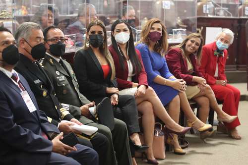 Olga Sánchez Cordero, junto a las gobernadoras electas de Tlaxcala, Colima, Guerrero y BC.