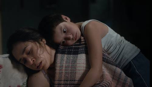 Fotograma de la cinta Noche de fuego de la directora Tatiana Huezo; está disponible en salas de cine mexicanas.