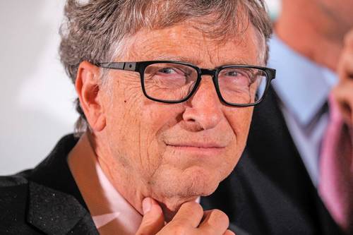 Breakthrough Energy, organización fun dada por Bill Gates, anunció ayer que reunió más de mil millones de dólares de siete empresas, entre ellas Arcelor Mittal, BlackRock y General Motors, para financiar proyectos de energías limpias. Entre los prime-ros participantes de la iniciativa llamada Catalyst se incluyen también American Airlines, Bank of America y la propia Microsoft, empresa fundada por Gates. Las sumas reu-nidas se dispondrán en forma de subsidios, acciones y compromisos de compra de las tecnologías que se desarrollen.