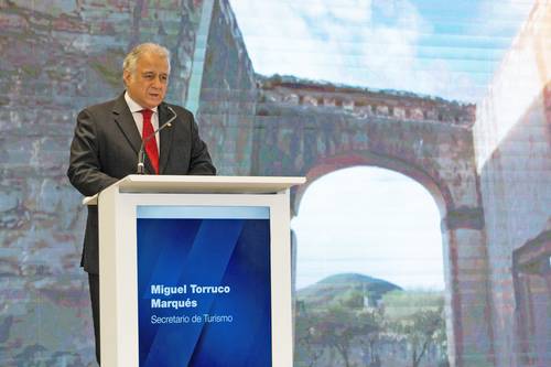 Miguel Torruco, titular de la Sectur, presentó en conferencia de prensa la Cruzada Nacional por la Digitalización Turística en Pueblos Mágicos.