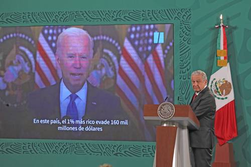 Durante su conferencia matutina de ayer en Palacio Nacional, el presidente Andrés Manuel López Obrador mostró un video, donde el mandatario de Estados Unidos, Joe Biden, habla de la evasión de impuestos.