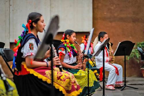 Tengo un sueño incluye presentaciones de teatro, circo, danza y música.