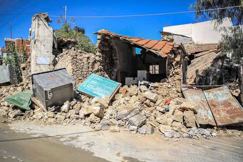 Daños por el temblor de ayer en Arkalochóri.