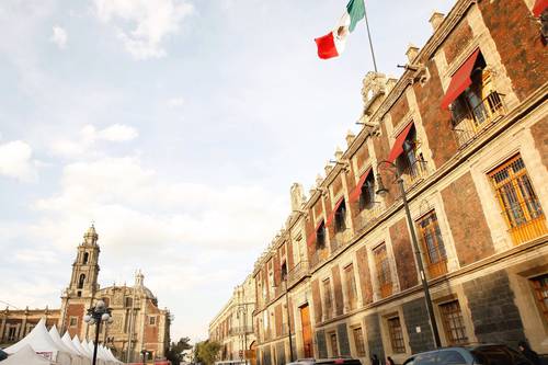  La SEP debe ser considerada patrimonio social de México, indica especialista. Foto Roberto García Ortiz