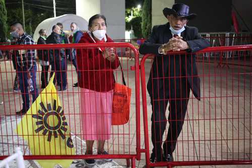 Los últimos militantes, con la esperanza puesta en la nueva alcaldesa de Cuauhtémoc.