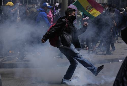 Manifestación del 11 de octu-bre en La Paz contra el proyecto de ley antilavado.