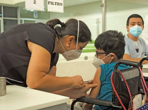 En la jornada de vacunación a niños de 12 a 17 años en Tuxtla Gutiérrez, Chiapas.