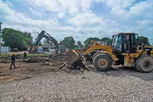 El costo inicial del Tren Maya era de 140 mil millones de pesos y se irá a casi 200 mil millones. Se busca que su rentabilidad sea obtenida sobre todo por el turismo y la movilización de carga en toda la región de la península de Yucatán.