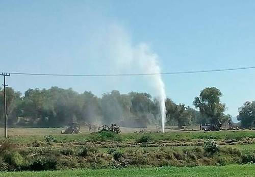 Fuga de gasolina ocasionada por una toma clandestina en el municipio de Tlahuelilpan, Hidalgo. Imagen de diciembre pasado.