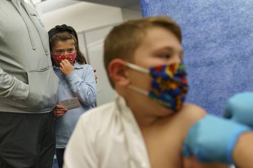 Inoculación a niños en Cranston, Rhode Island, la semana pasada.