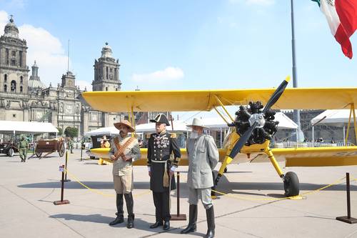 Exposición sobre la Revolución Mexicana montada en el Zócalo.