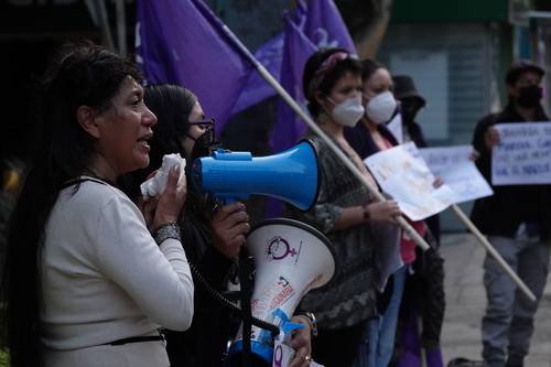 Organizaciones feministas se manifestaron en la representación del estado de Sonora, en la Ciudad de México, para exigir justicia por el homicidio de Marisol Cuadras, cometido durante las protestas del 25-N.