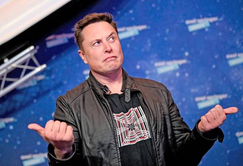 El gobierno debería “hacerse a un lado y no impedir el progreso”, dijo ayer el CEO de Tesla, Elon Musk.