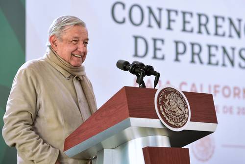 El presidente Andrés Manuel López Obrador durante su conferencia mañanera desde Tijuana, Baja California.