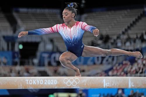 Simone Biles, la máxima figura de la gimnasia estadunidense, fue una de las víctimas involucradas en los casos de abuso sexual .