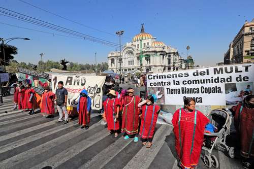 Oaxaca debe atender a desplazados triquis, dice jefa de Gobierno