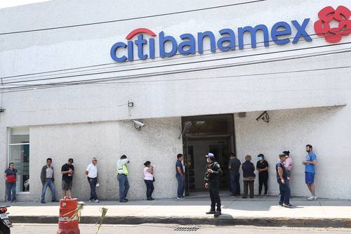 Los préstamos para empresas se redujeron 3.7% hasta octubre.