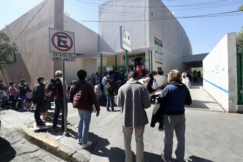 Exterior del Hospital General de Zona 1-A Los Venados del IMSS, reconvertido para atender pacientes con covid-19.