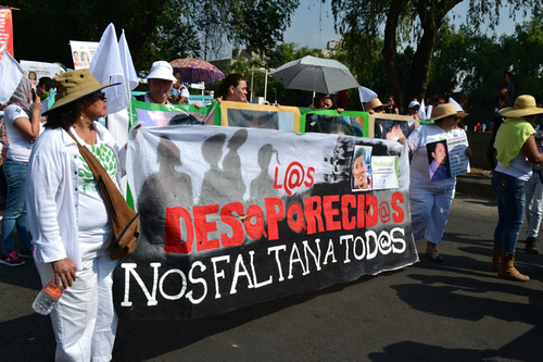 Marcha por la Dignidad Nacional en 2016.  May-ek Querales Mendoza