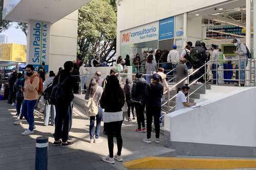 La demanda de pruebas para detectar el covid aumentó 50% en lo que va del año.