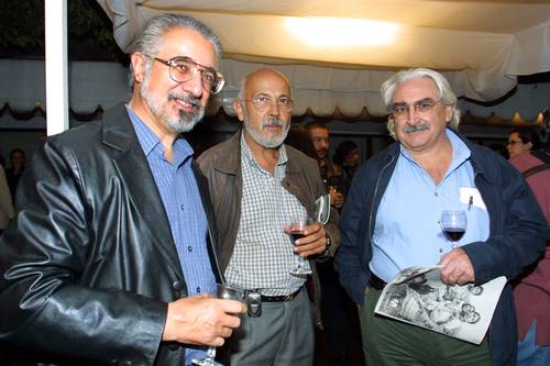 De derecha a izquierda Osvaldo Caldú, Humberto Lagarda y Carlos Fazio en la presentación del documental Zapatistas Crónica de una Rebelión.
