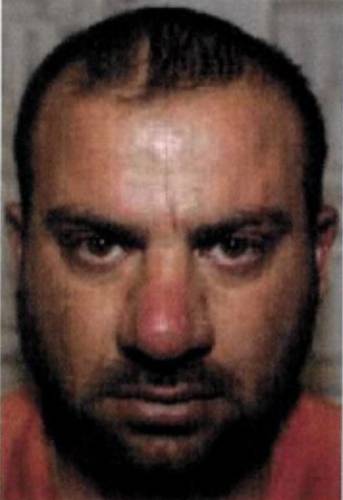  Abu Ibrahim al Hashimi al Qurashi, líder del EI murió al hacer explotar el tercer piso de la vivienda en la que fue acorralado. Foto Afp