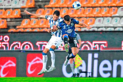 Gracias al 2-2, Gallos evita que su nuevo técnico Hernán Cristante debute con una derrota.